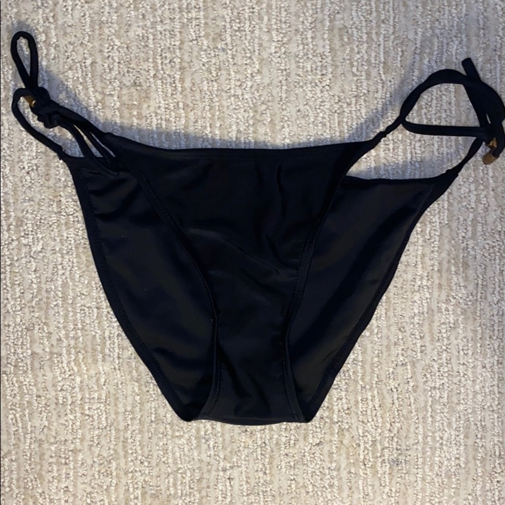 black bikini bottom